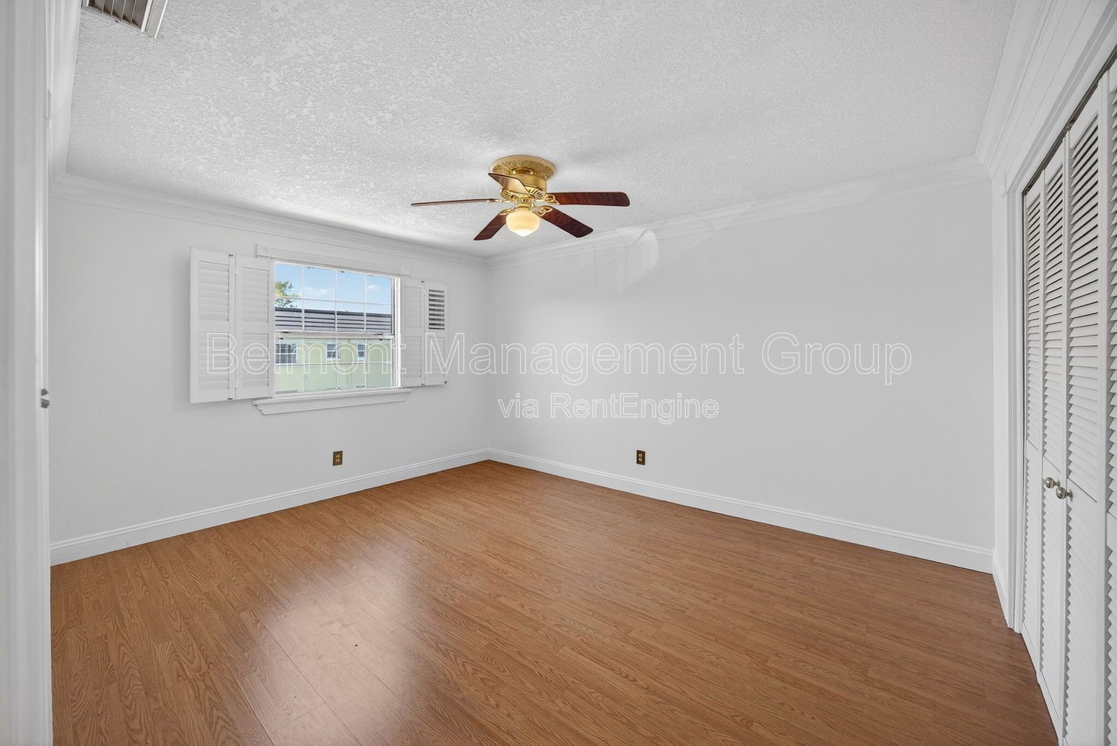 Bright and Spacious 2-Bed, 2-Bath Condo for Rent with Lake Killarney Views! property image