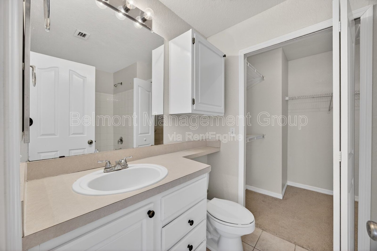 Beautiful 2 bed / 2 bath Townhome for rent at Visconti East in Maitland! property image