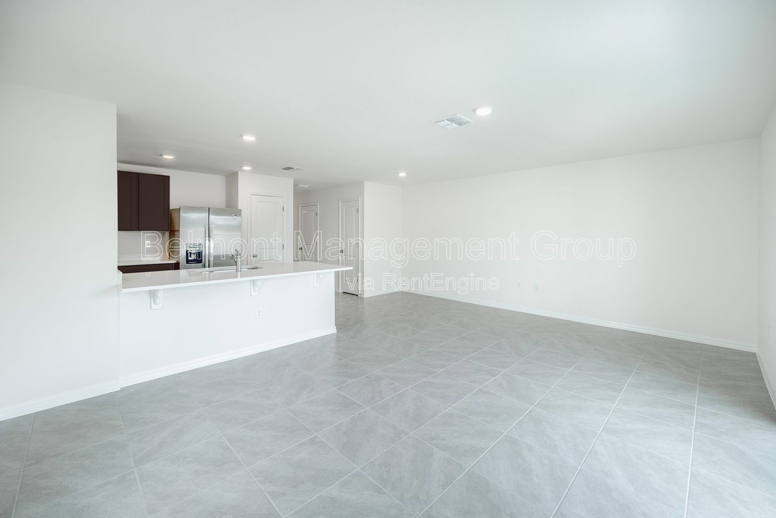 Stunning 3/2.5 Townhome FOR RENT at The Towns at Laurel Commons in Ocala! property image