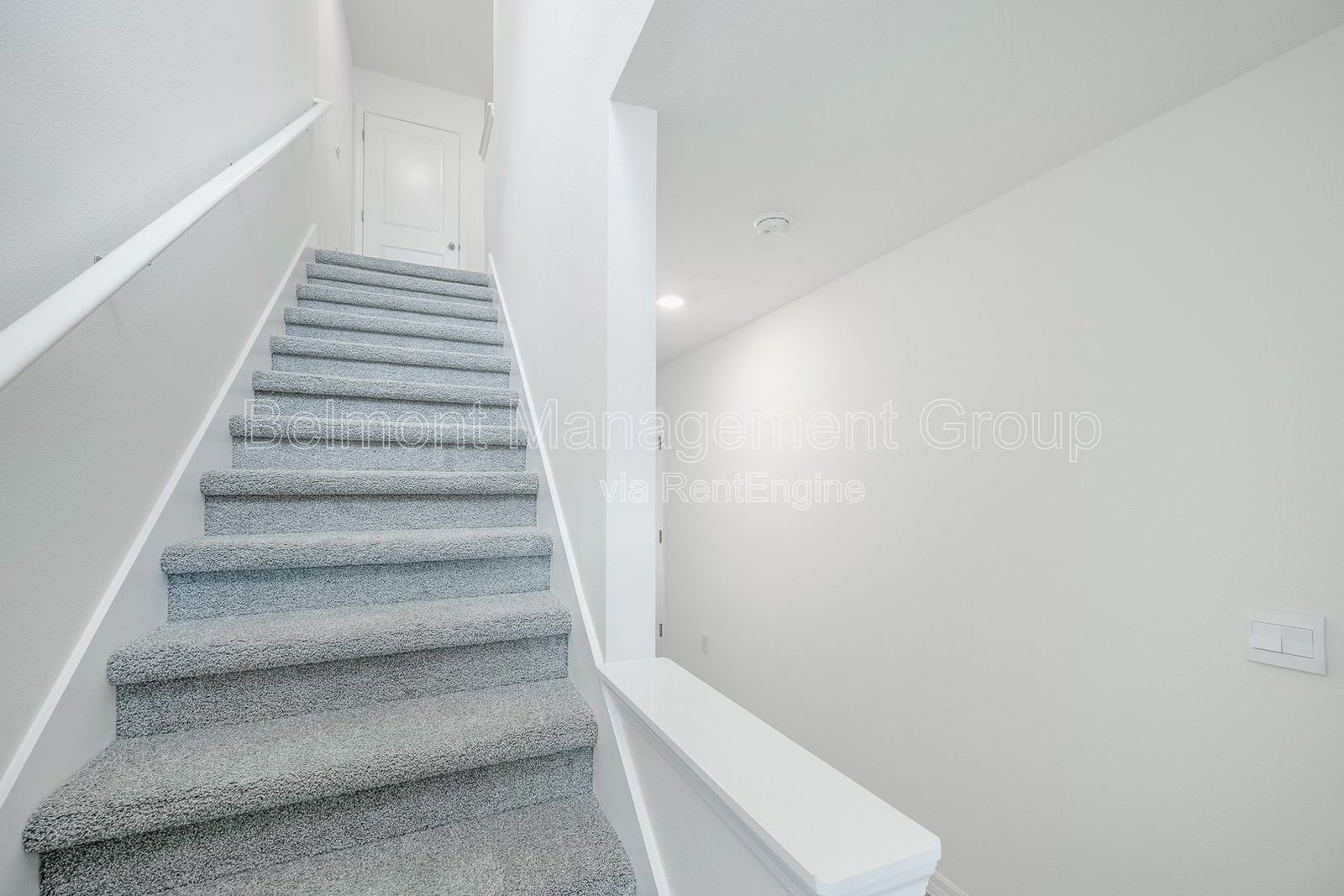 Stunning 3/2.5 Townhome FOR RENT at The Towns at Laurel Commons in Ocala! property image
