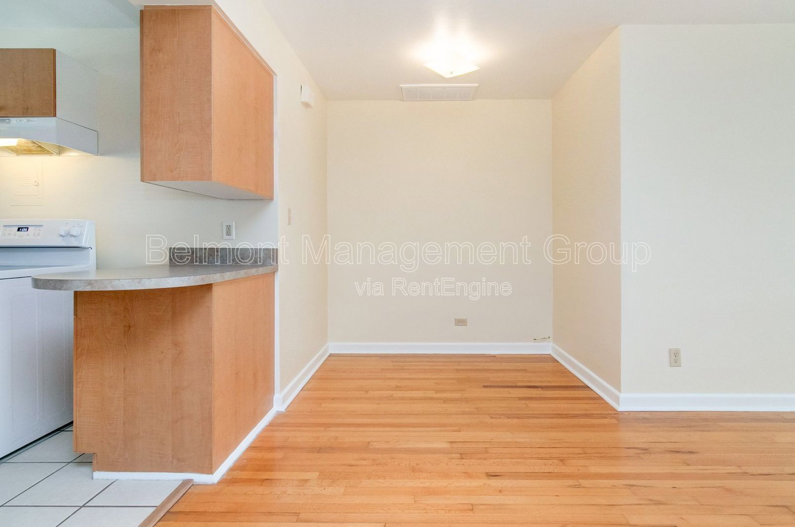 Charming 2 bed/1bath apartment FOR RENT in Downtown Orlando! | Get 2-Weeks Off Your First Month if Approved by June 1st! property image