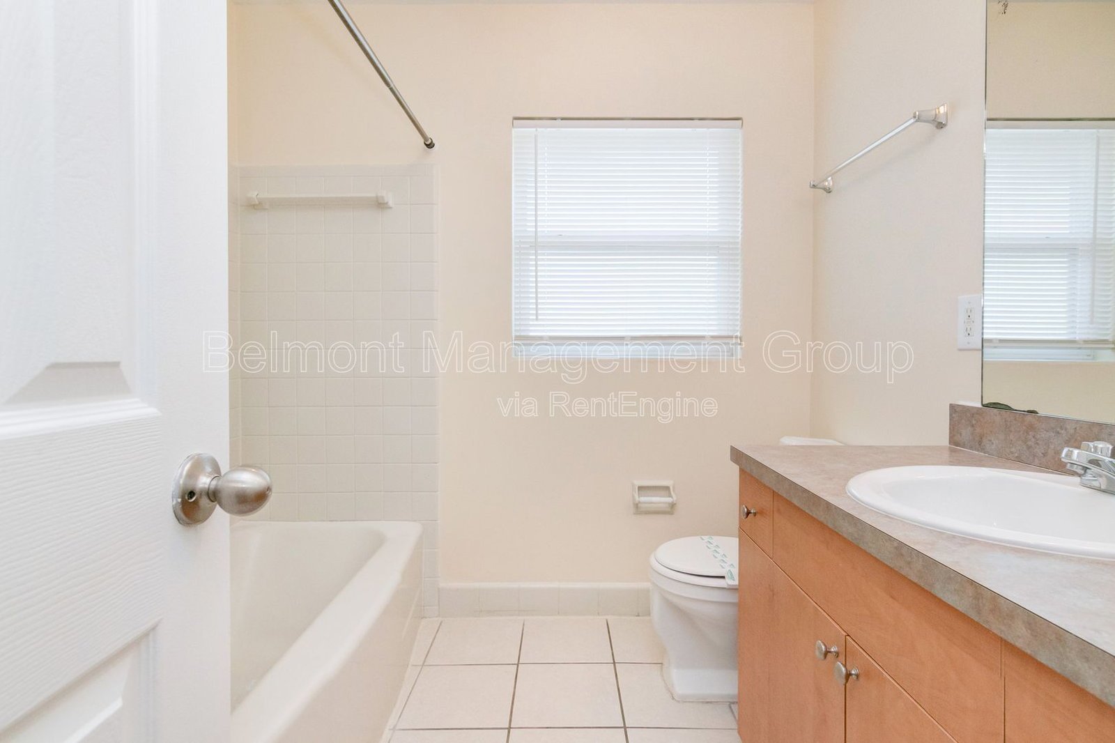 Charming 2 bed/1bath apartment FOR RENT in Downtown Orlando! | Get 2-Weeks Off Your First Month if Approved by June 1st! property image