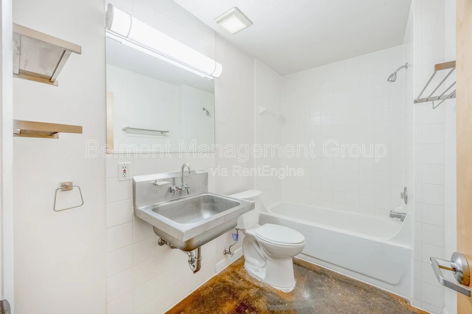 Rent by June 1st and Get $1000 Off Your First Month + a Super Low $350 Security Deposit! Stylish Industrial 1 Bed/1 Bath Loft for Rent at The Lofts in Winter Park Village! property image