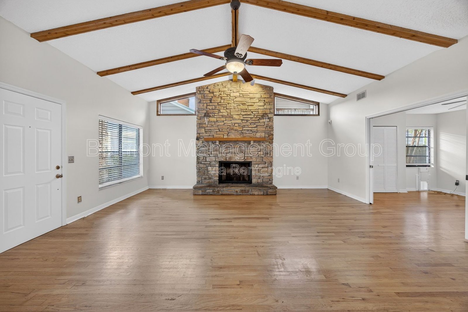 College Park Pool Home on Quiet Cul-de-sac property image