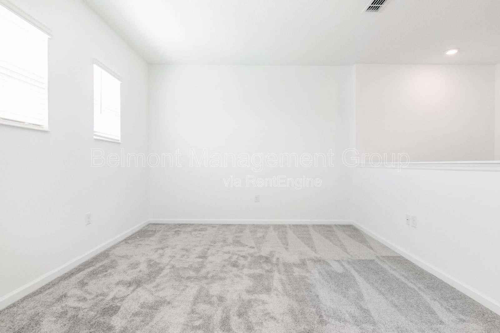 Beautiful 6bed/3bath home located in Pine Glen Community in St. Cloud!! Rent Now and Get $500 Off Your First Month!** property image