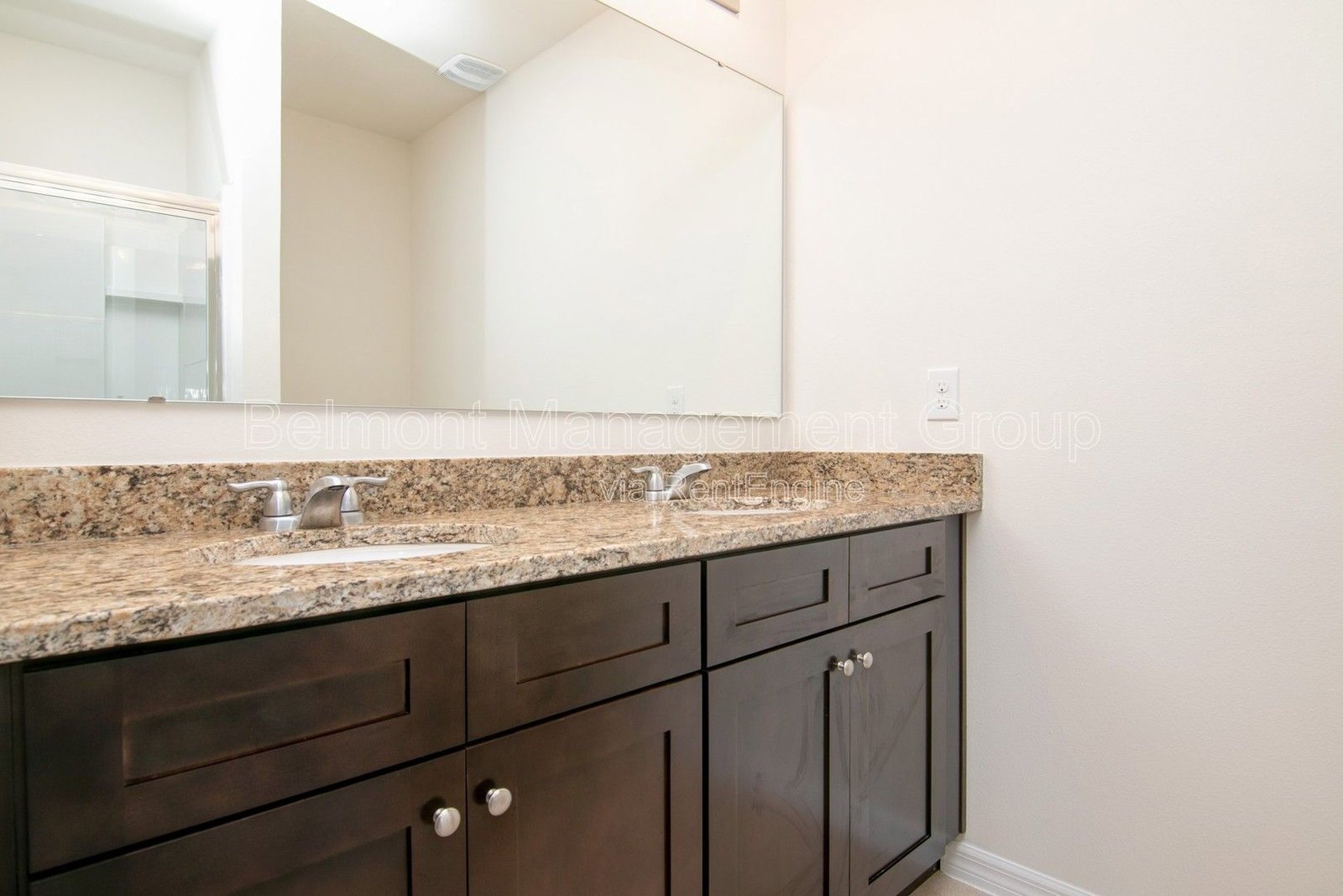 Charming 3 bed/2 bath Home for Rent in the Riverbend Community of Sanford! property image