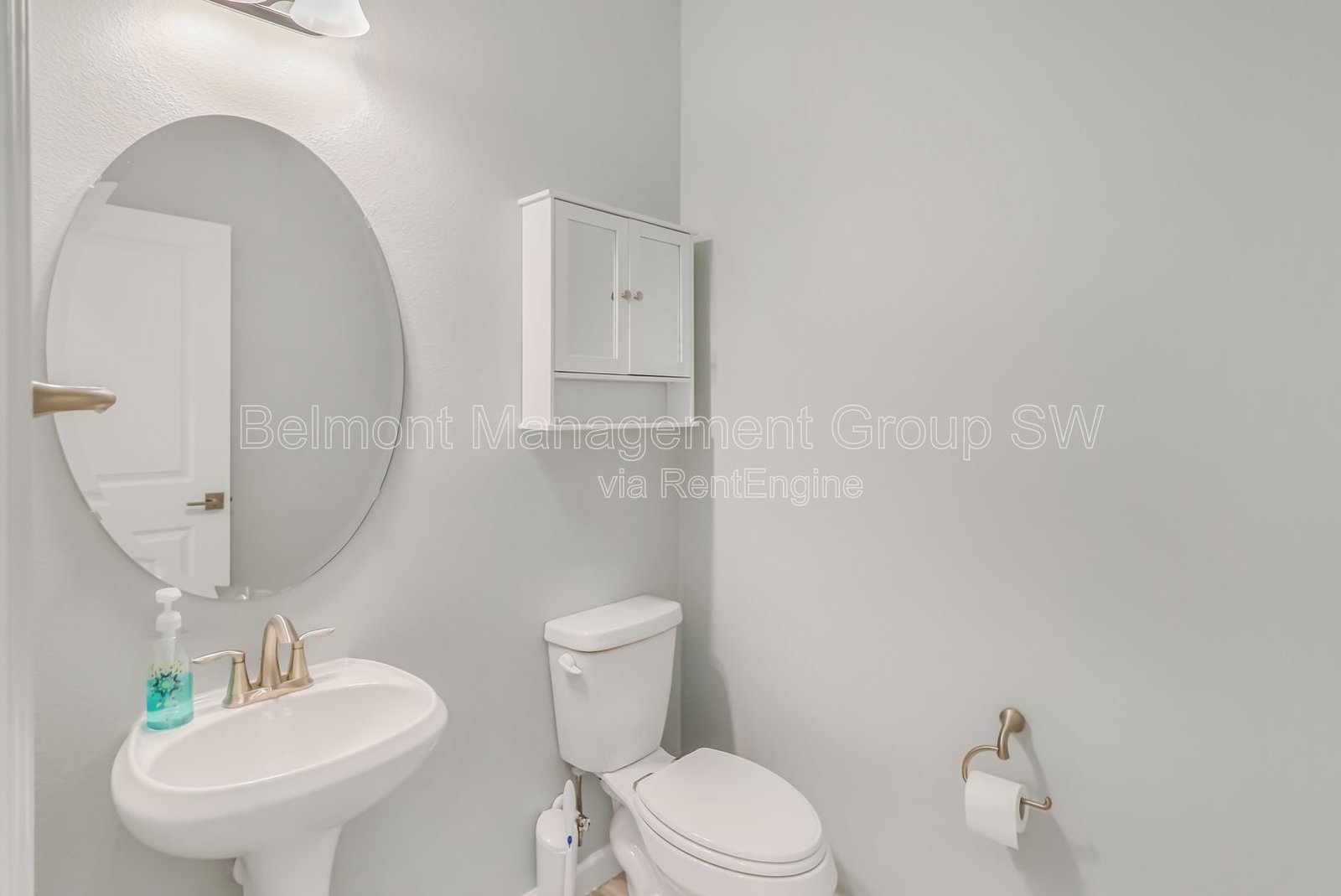 4/3.5 Hidden Gem in Gorgeous Deer Island! property image