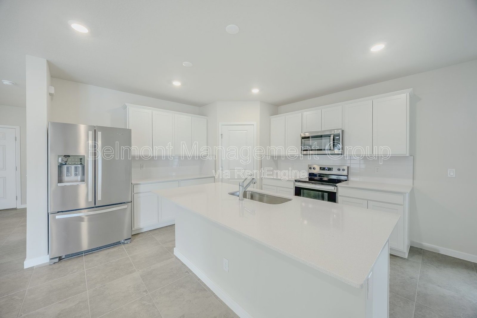 Stunning 5 bed/ 3 Bath Home for Rent in St. Cloud! RENT BY JULY 15TH AND RECEIVE 2-WEEKS OFF YOUR FIRST MONTH! property image