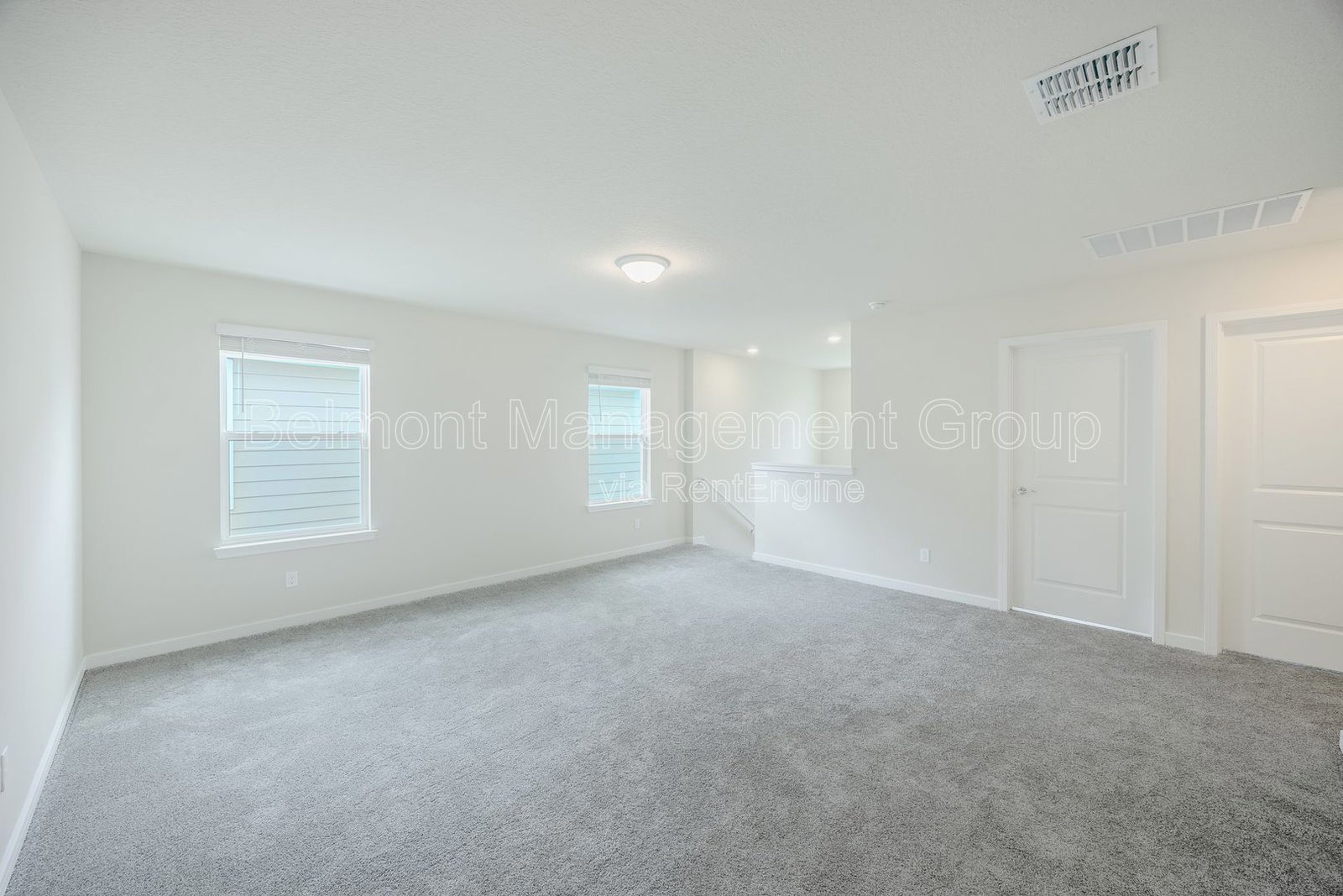 Stunning 5 bed/ 3 Bath Home for Rent in St. Cloud! RENT BY JULY 15TH AND RECEIVE 2-WEEKS OFF YOUR FIRST MONTH! property image