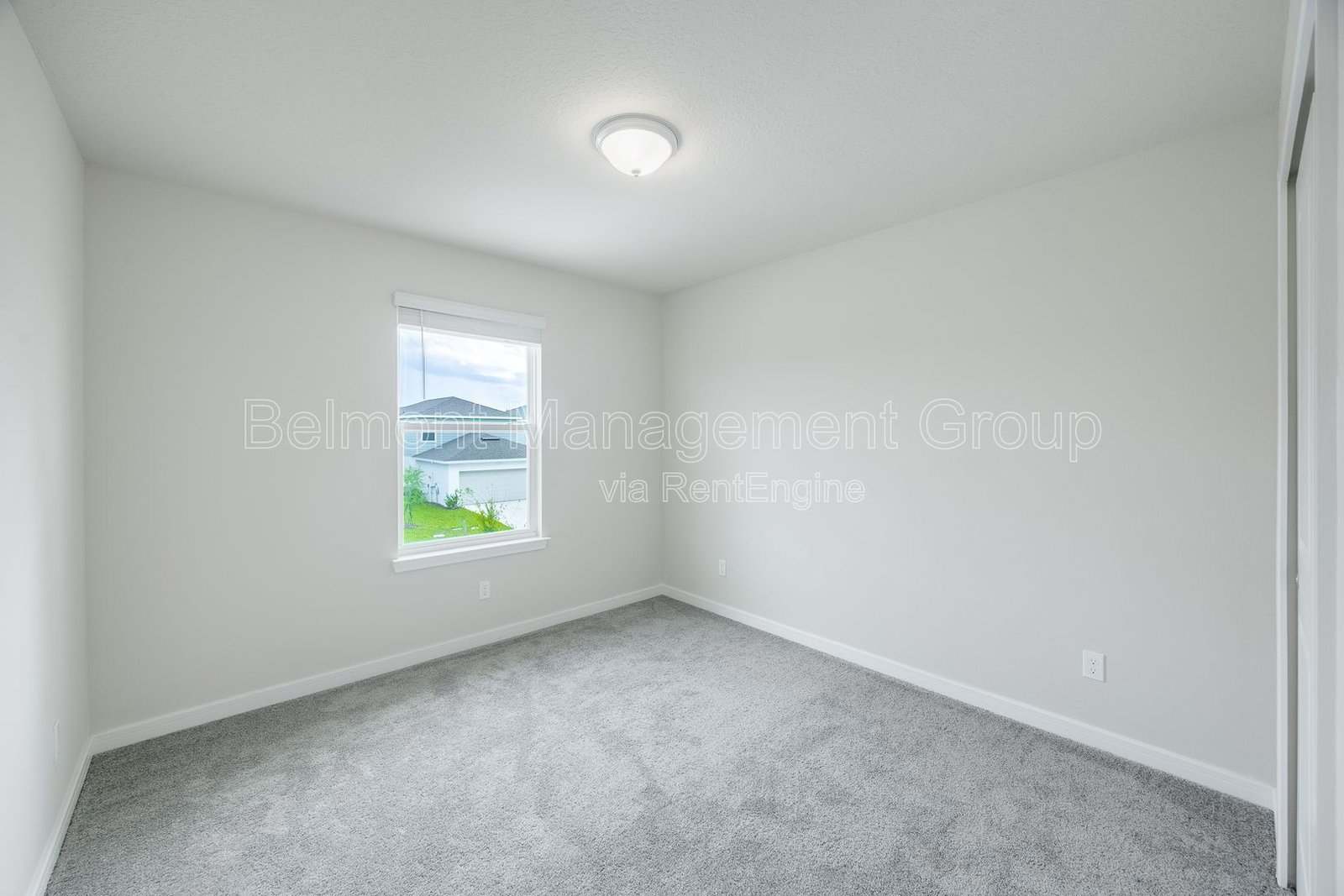 Stunning 5 bed/ 3 Bath Home for Rent in St. Cloud! RENT BY JULY 15TH AND RECEIVE 2-WEEKS OFF YOUR FIRST MONTH! property image