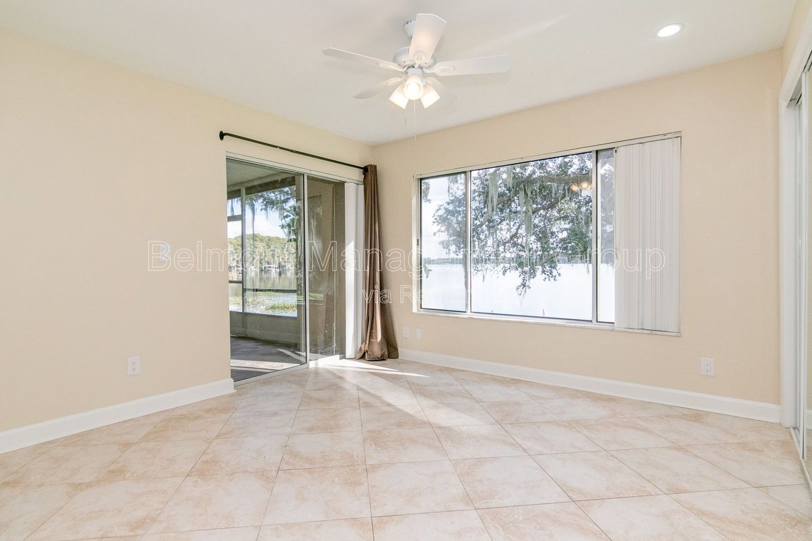 Beautiful 3 Bed/2 Bath Lakefront Townhome FOR RENT at Sausalito Shores in Casselberry! property image