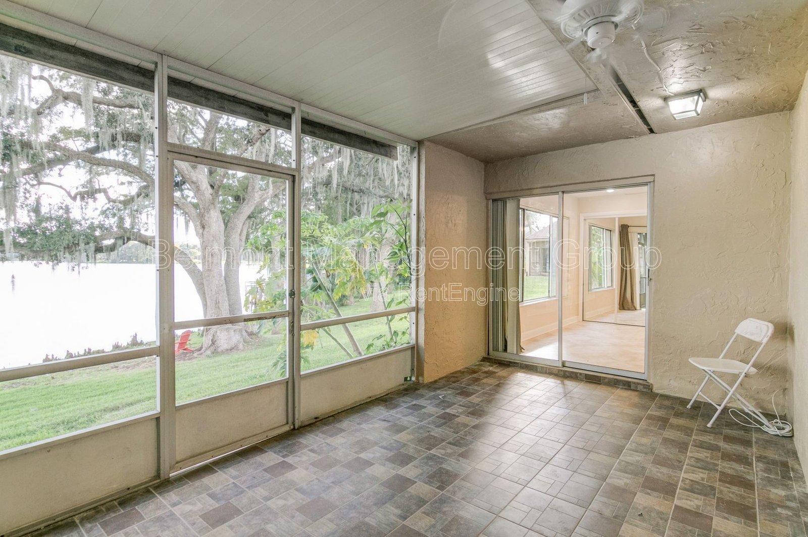 Beautiful 3 Bed/2 Bath Lakefront Townhome FOR RENT at Sausalito Shores in Casselberry! property image