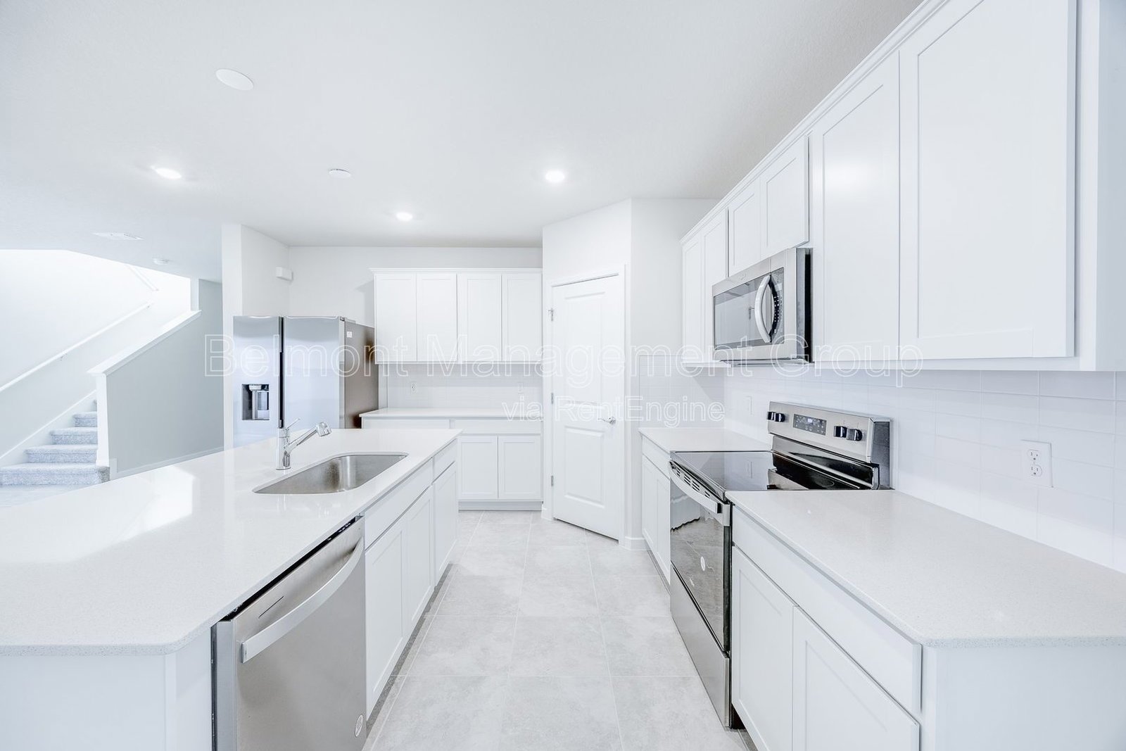 Lovely and Spacious 5-Bedroom Home for Rent in St. Cloud! Rent Now and Get 2-Weeks Off Your First Month! property image