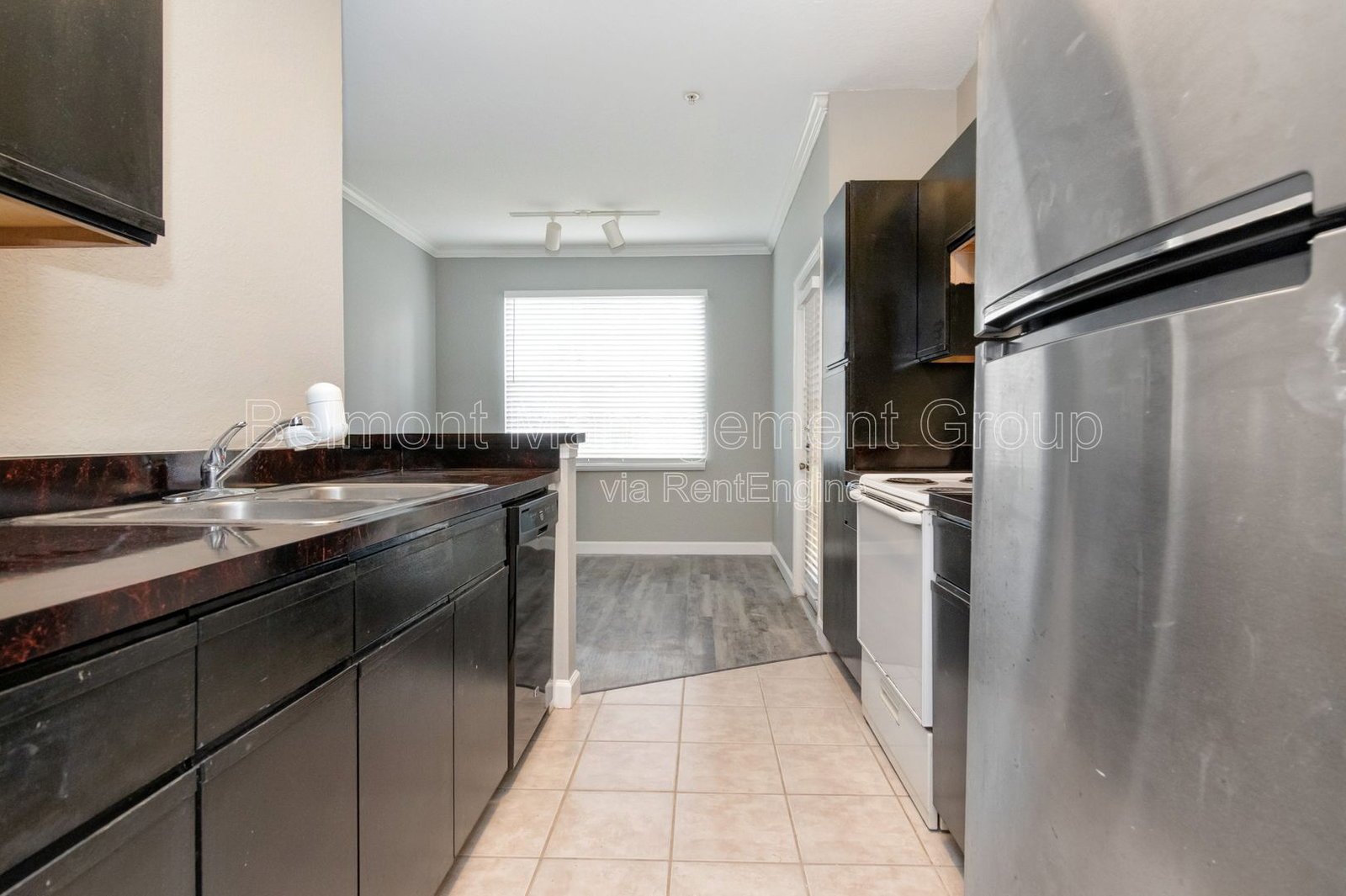 Spacious 1st Floor 1 bed/1 bath Condo FOR RENT in Madison at Metrowest! Rent Now and Get 50% OFF Your First Month! property image