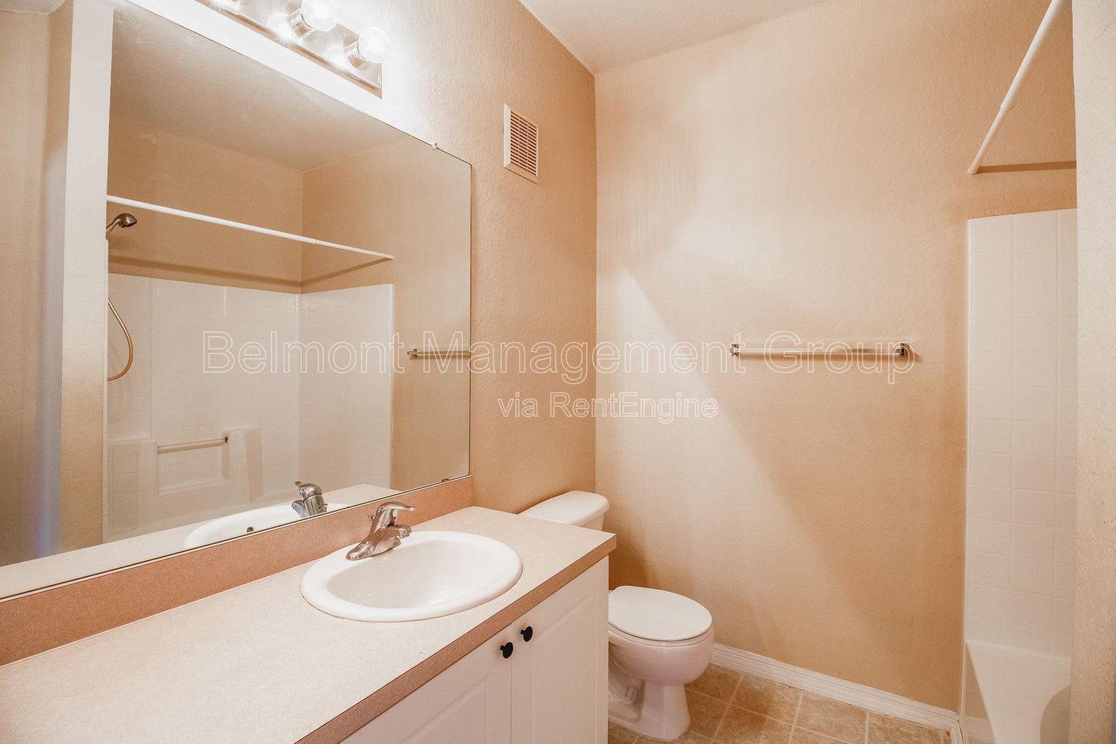 Beautiful 2 Bed/2 Bath Condo for rent at Crescent Place Condominiums in Altamonte Springs! property image