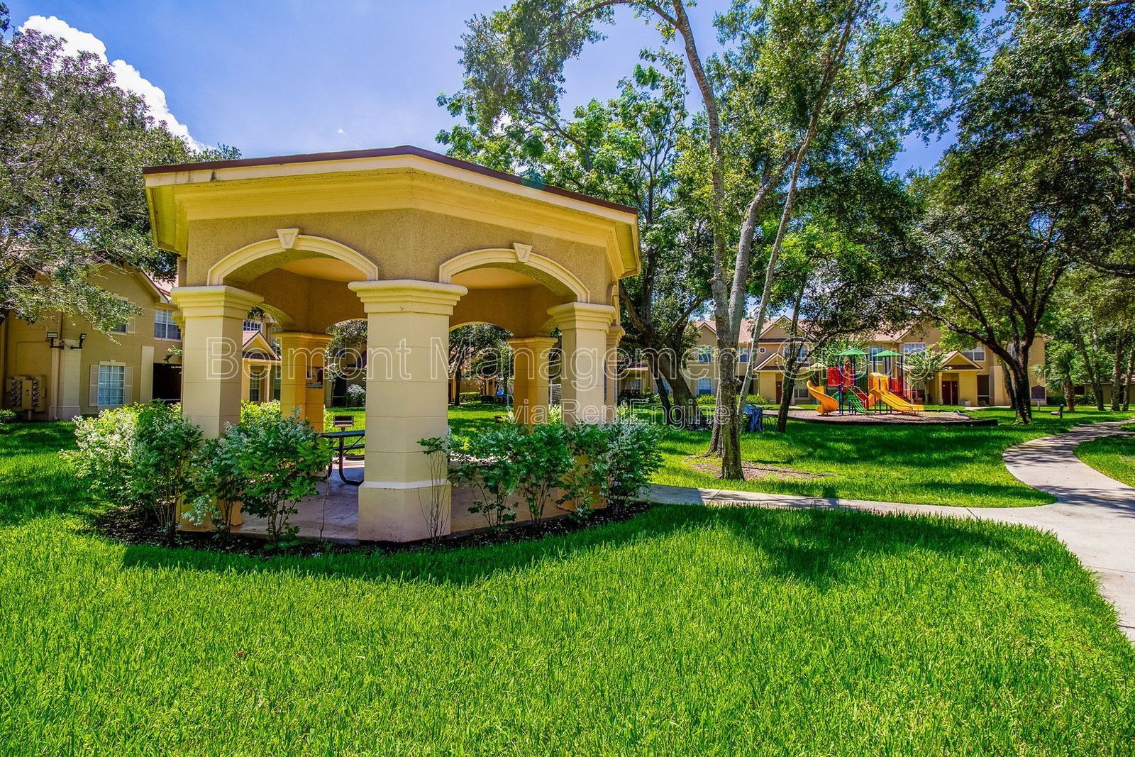 Beautiful 2 Bed/2 Bath Condo for rent at Crescent Place Condominiums in Altamonte Springs! property image