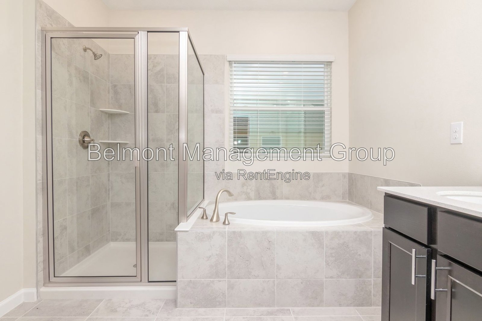 Spacious 3/2.5 Townhome for Rent near Waterford Lakes! property image