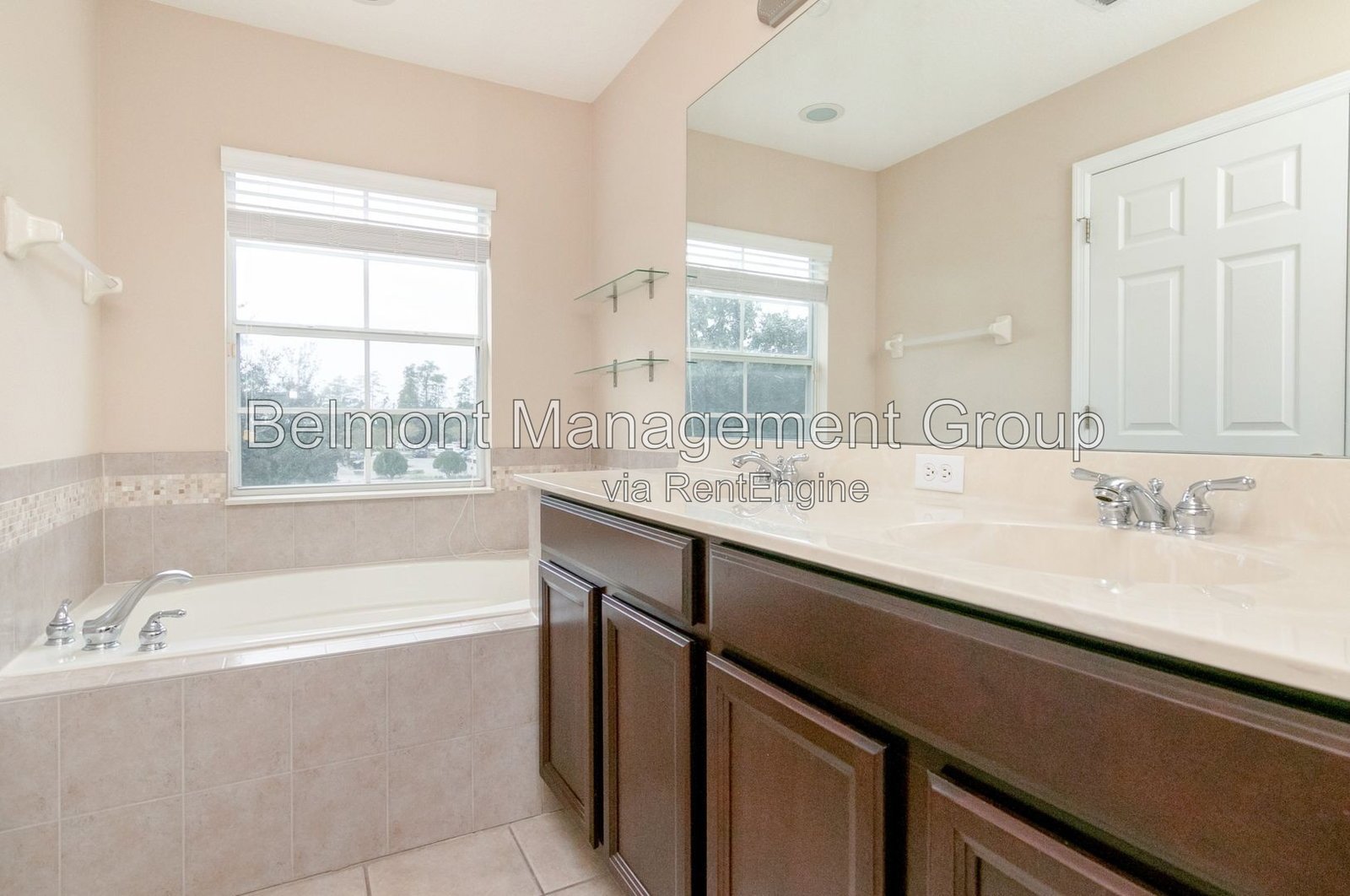 Beautiful 3 Bed/ 3 Bath Townhome Located In the Heart of Lake Nona! $300 OFF Your First Month for Approved Applicants! property image