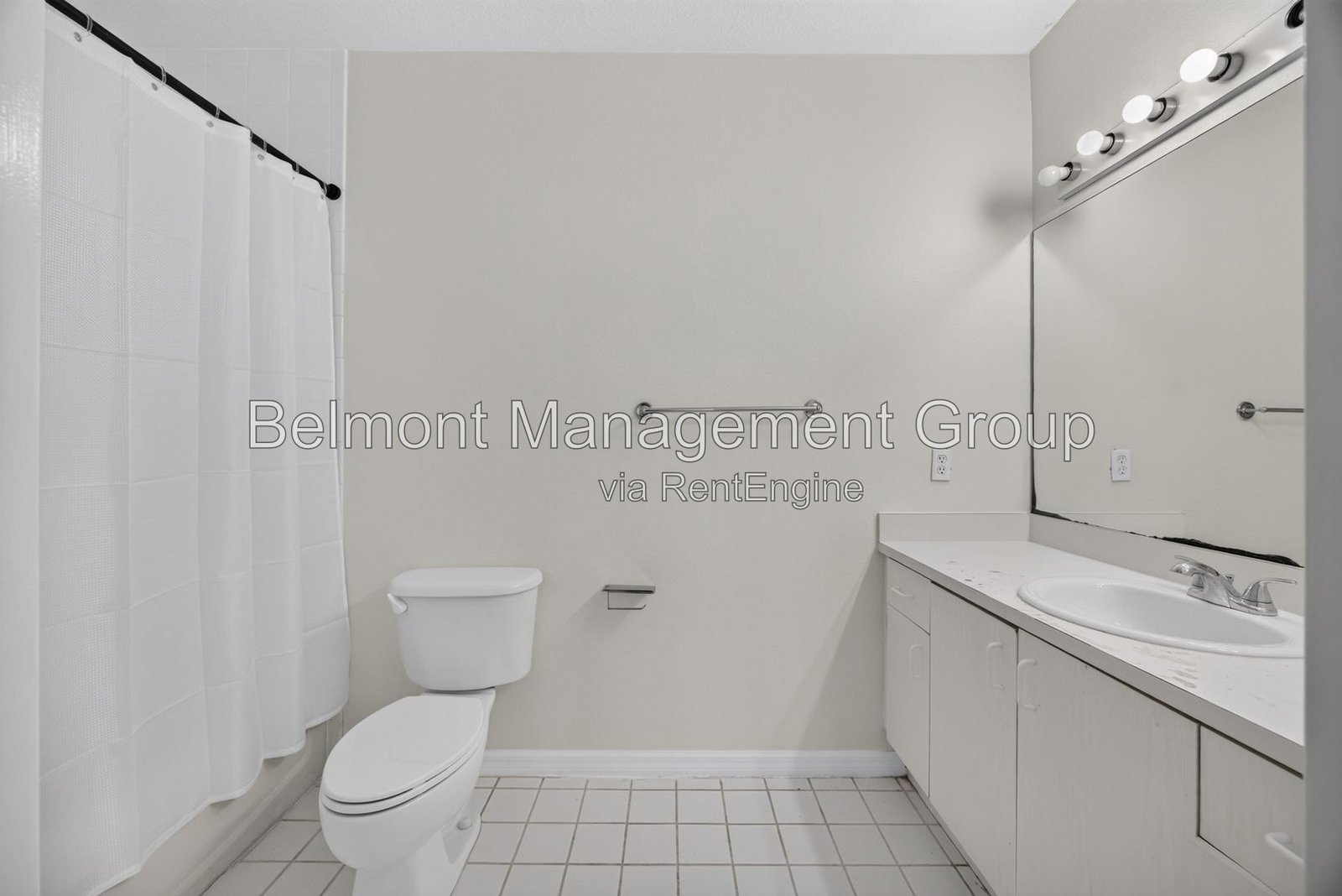 Spacious 3-Bed/2-Bath Condo with Balcony at Villa Del Sol Community! Rent Now and Get Your First Month FREE! property image