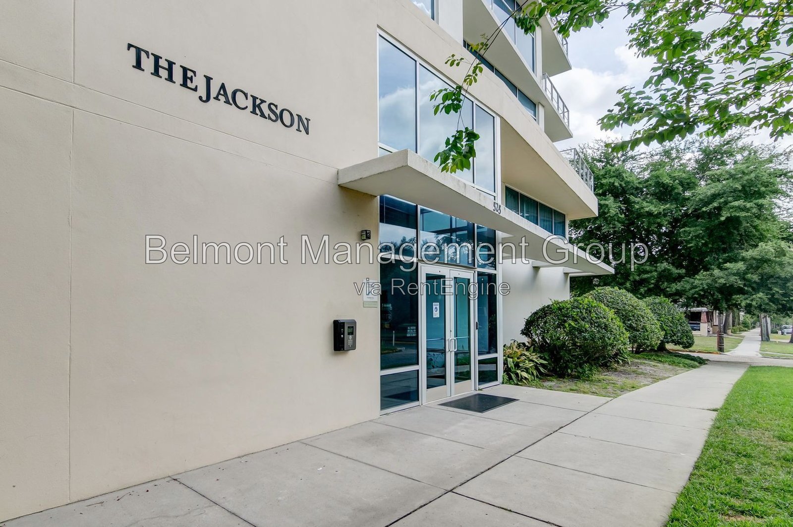 Gorgeous 2bed/2bath Condo in the Heart of Thornton Park!!! Special Offer! Rent Now and Receive $500 OFF Your First Month's Rent property image