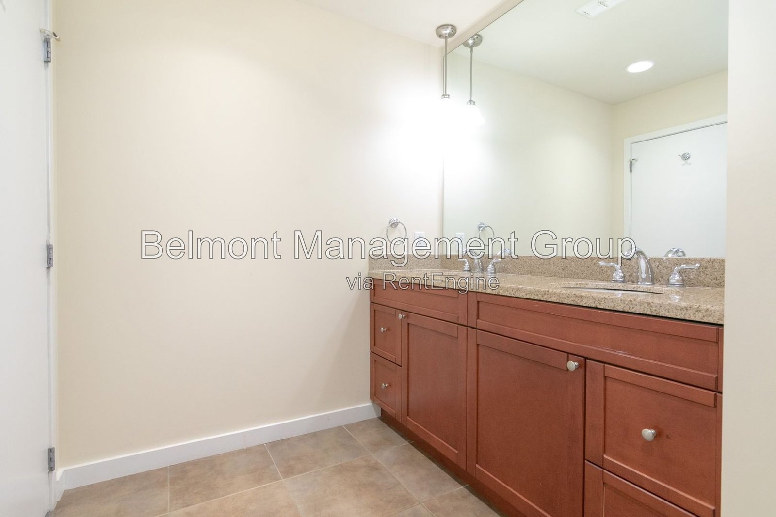 Gorgeous 2bed/2bath Condo in the Heart of Thornton Park!!! Special Offer! Rent Now and Receive $500 OFF Your First Month's Rent property image