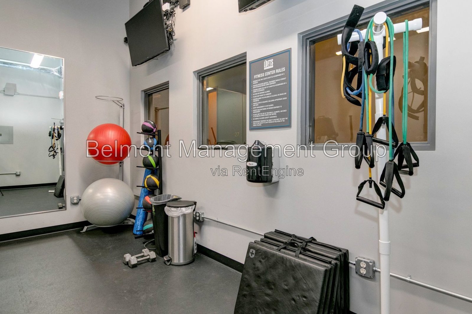 Trendy 1 Bed/ 1 Bath Loft at The Lofts of Winter Park Village! Pre-leasing Special! Get $500 Off Your First Month + a Super Low $350 Security Deposit! property image