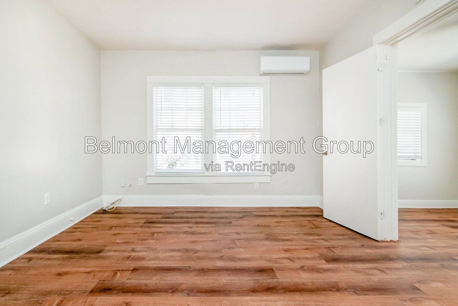 For Rent: Spacious 2 bed /1 bath at The Emmett on Park in Historic Downtown Sanford! Move-in Special! Rent NOW and Get the Rest of August FREE! property image