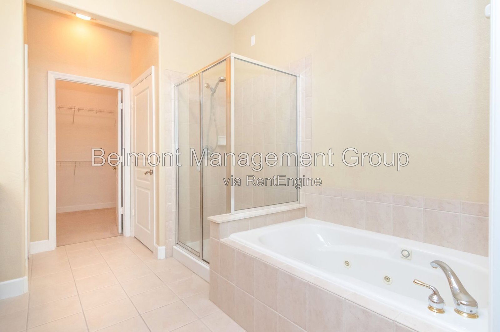 Gorgeous corner 3/2.5 Townhome in the exclusive community of Bella Notte @ Viscaya! property image