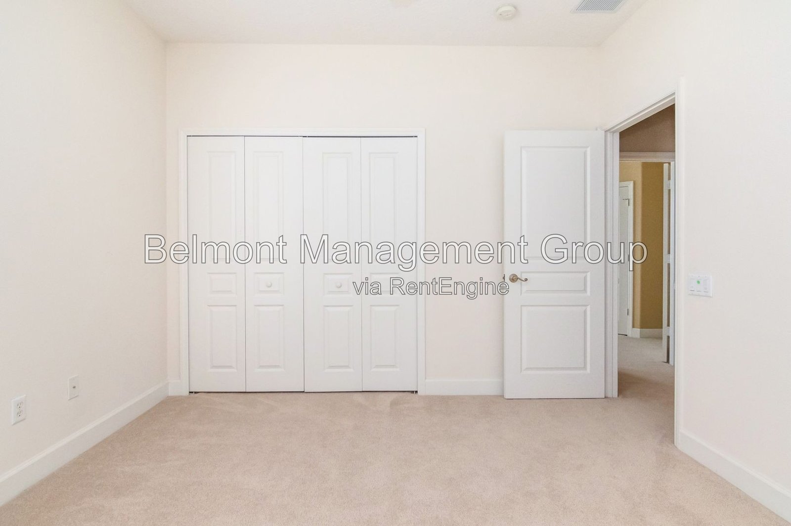 Gorgeous corner 3/2.5 Townhome in the exclusive community of Bella Notte @ Viscaya! property image
