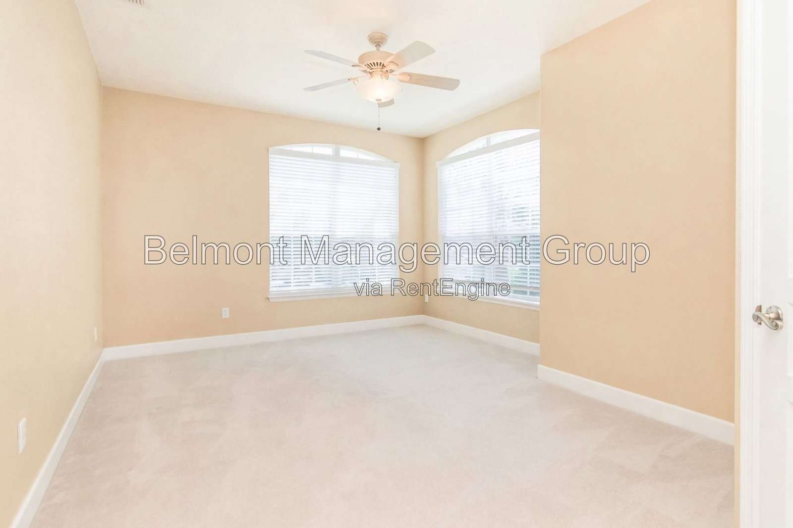 Gorgeous corner 3/2.5 Townhome in the exclusive community of Bella Notte @ Viscaya! property image
