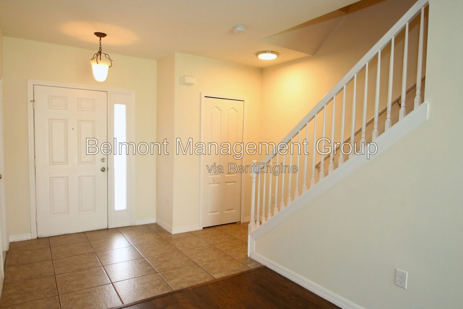 Beautiful 3/2.5 Townhome For Rent at Chatham Place in the Heart of Orlando! Rent by September 1st and Receive 50% Off First Month! property image