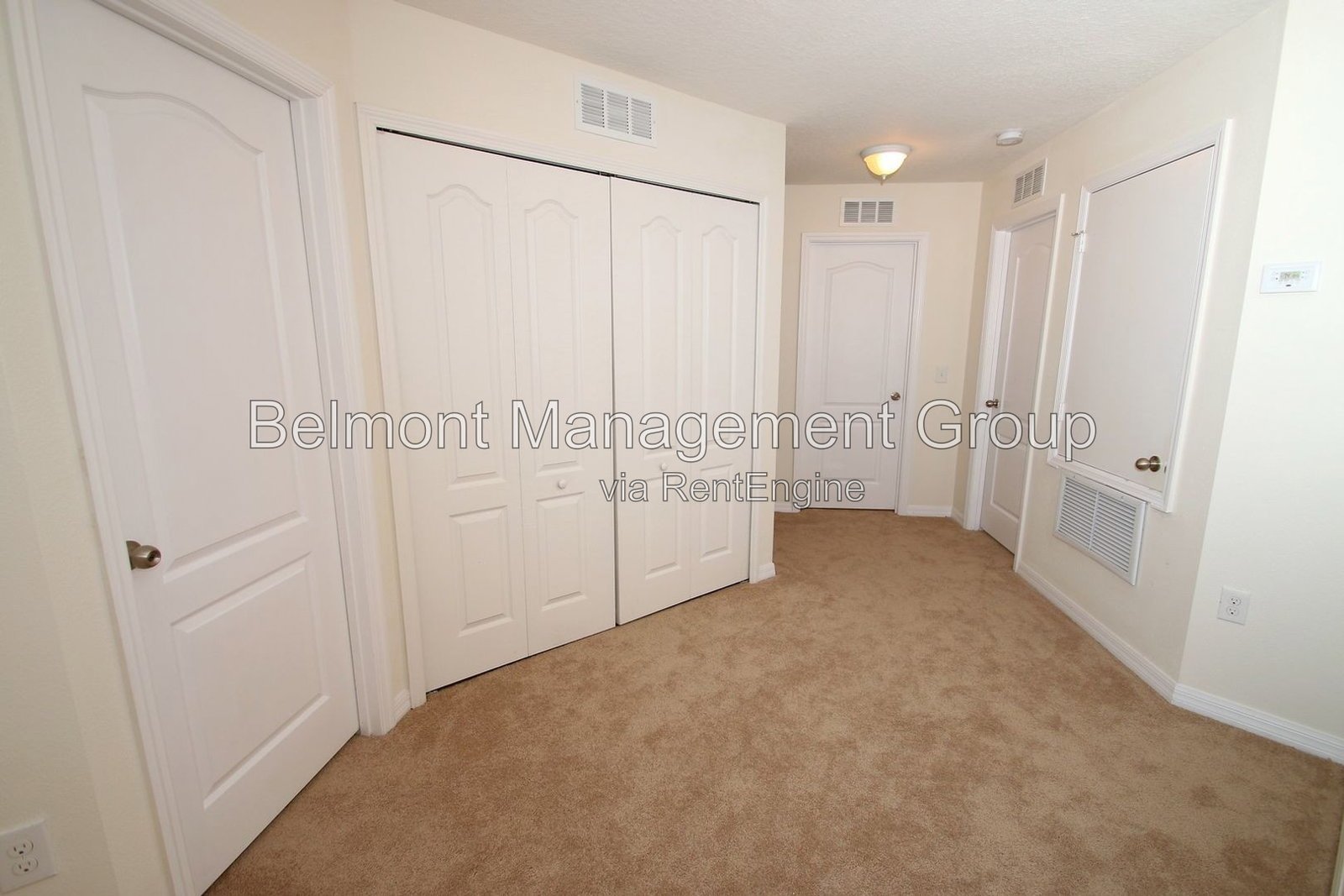 Beautiful 3/2.5 Townhome For Rent at Chatham Place in the Heart of Orlando! Rent by September 1st and Receive 50% Off First Month! property image