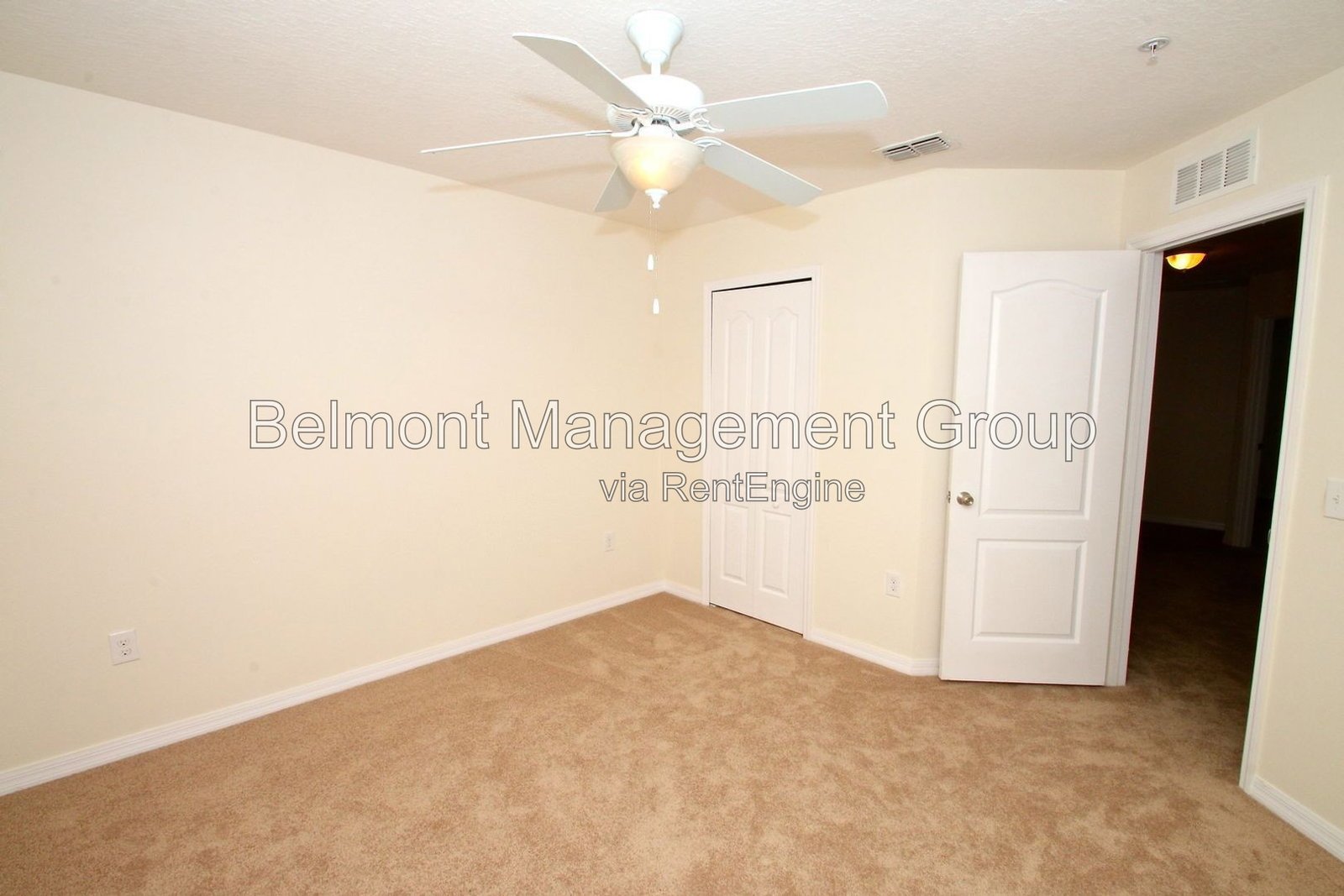 Beautiful 3/2.5 Townhome For Rent at Chatham Place in the Heart of Orlando! Rent by September 1st and Receive 50% Off First Month! property image