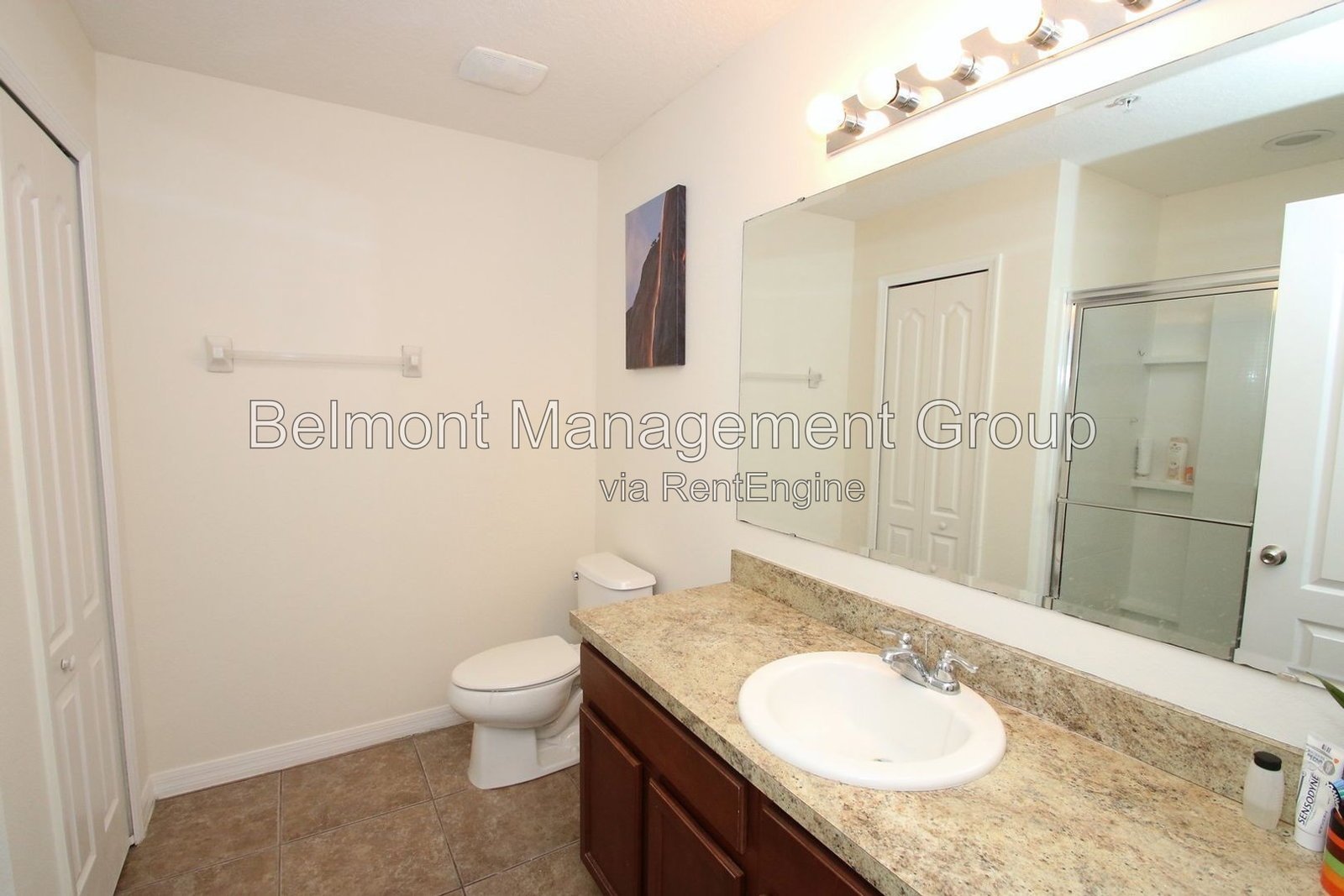 Beautiful 3/2.5 Townhome For Rent at Chatham Place in the Heart of Orlando! Rent by September 1st and Receive 50% Off First Month! property image