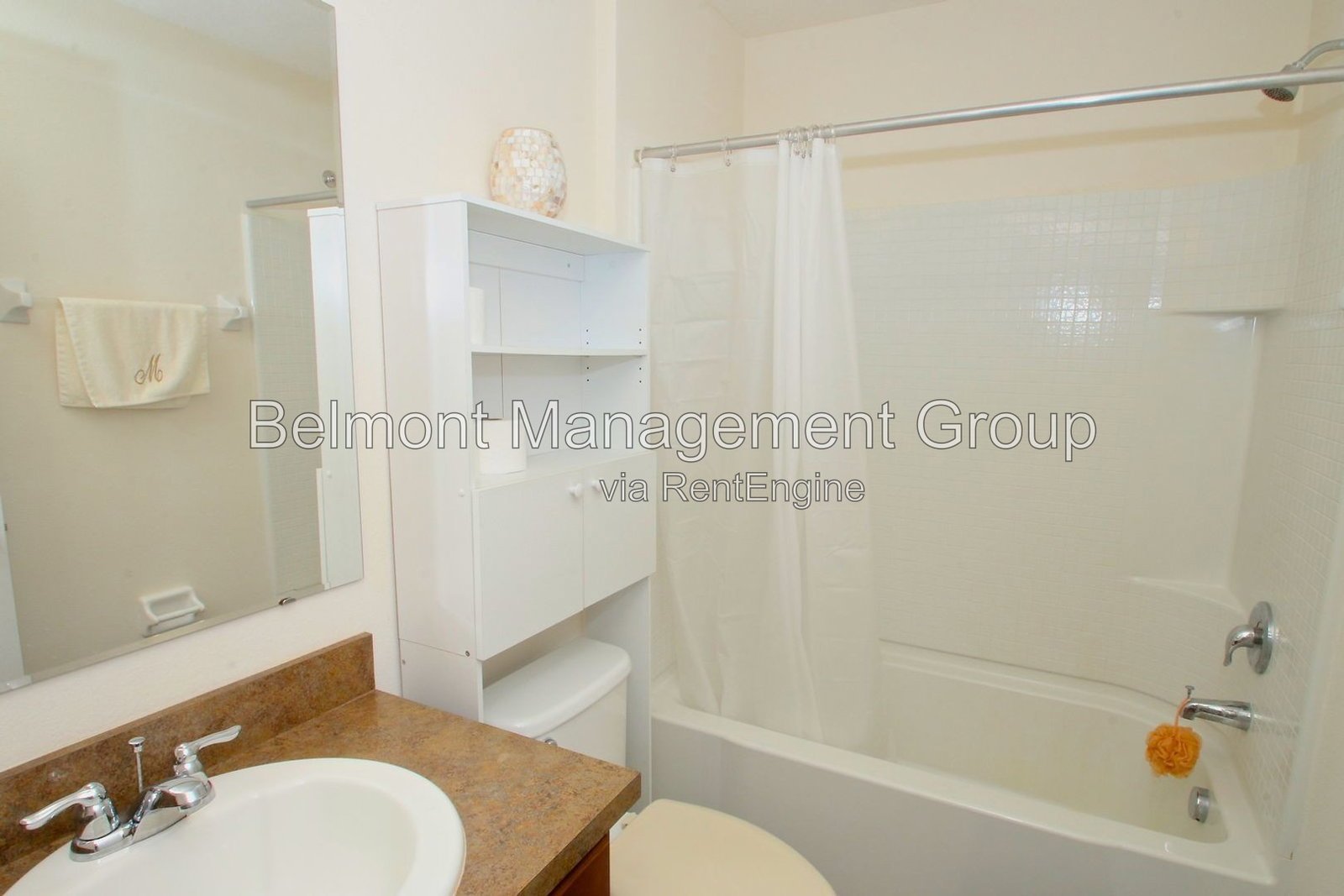 Beautiful 3/2.5 Townhome For Rent at Chatham Place in the Heart of Orlando! Rent by September 1st and Receive 50% Off First Month! property image