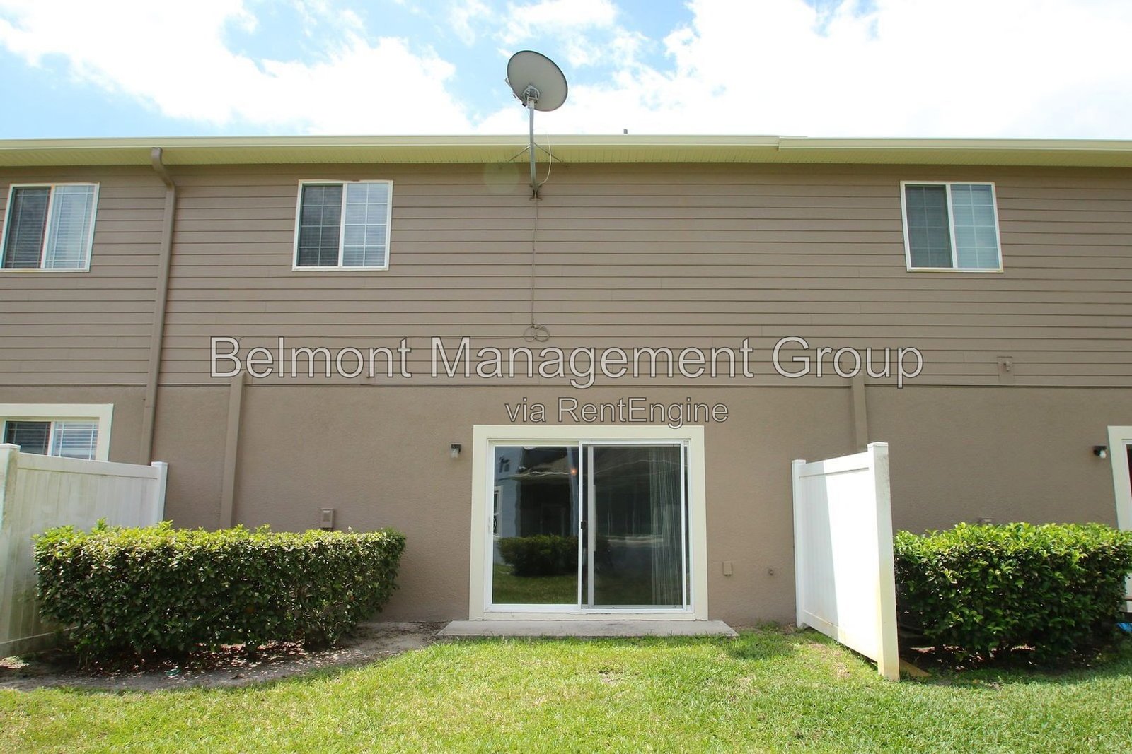 Beautiful 3/2.5 Townhome For Rent at Chatham Place in the Heart of Orlando! Rent by September 1st and Receive 50% Off First Month! property image