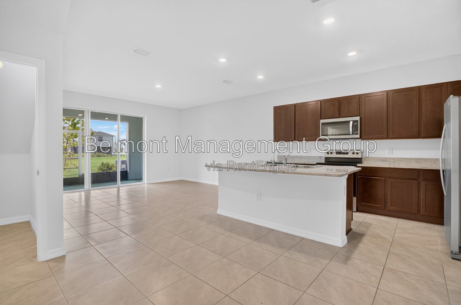Move-in Ready 3-Bed, 2.5 Bath DR Horton Townhome in Avalon Park Wesley Chapel! property image