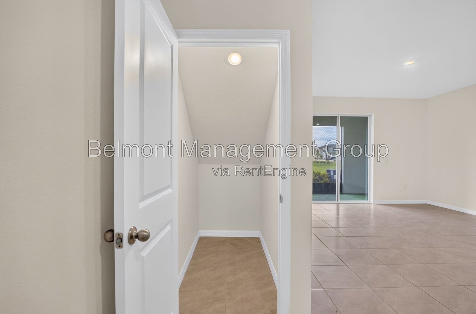 Move-in Ready 3-Bed, 2.5 Bath DR Horton Townhome in Avalon Park Wesley Chapel! property image