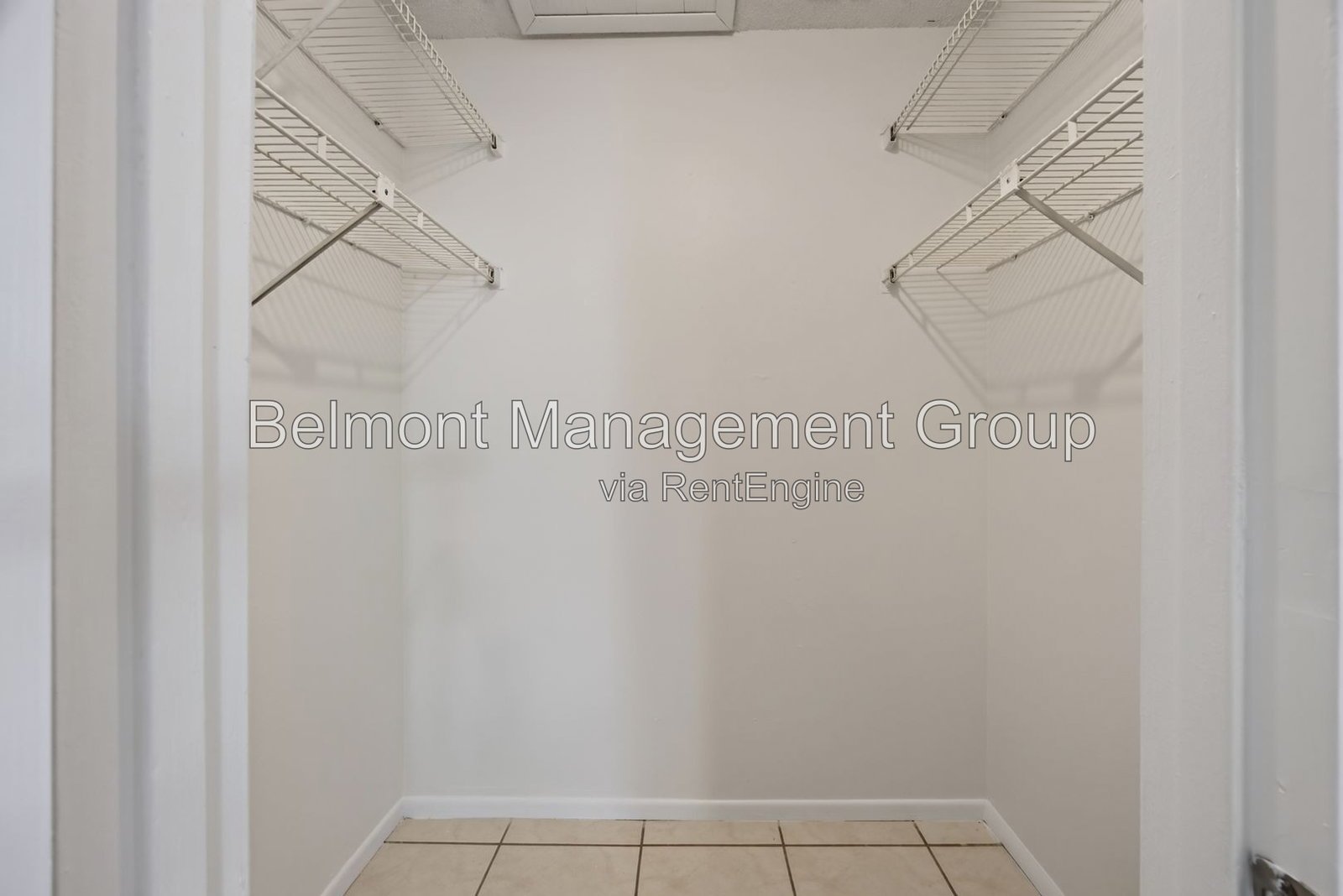 Spacious 2-Bed, 2-Bath Villa For rent with Large Fenced Backyard! property image