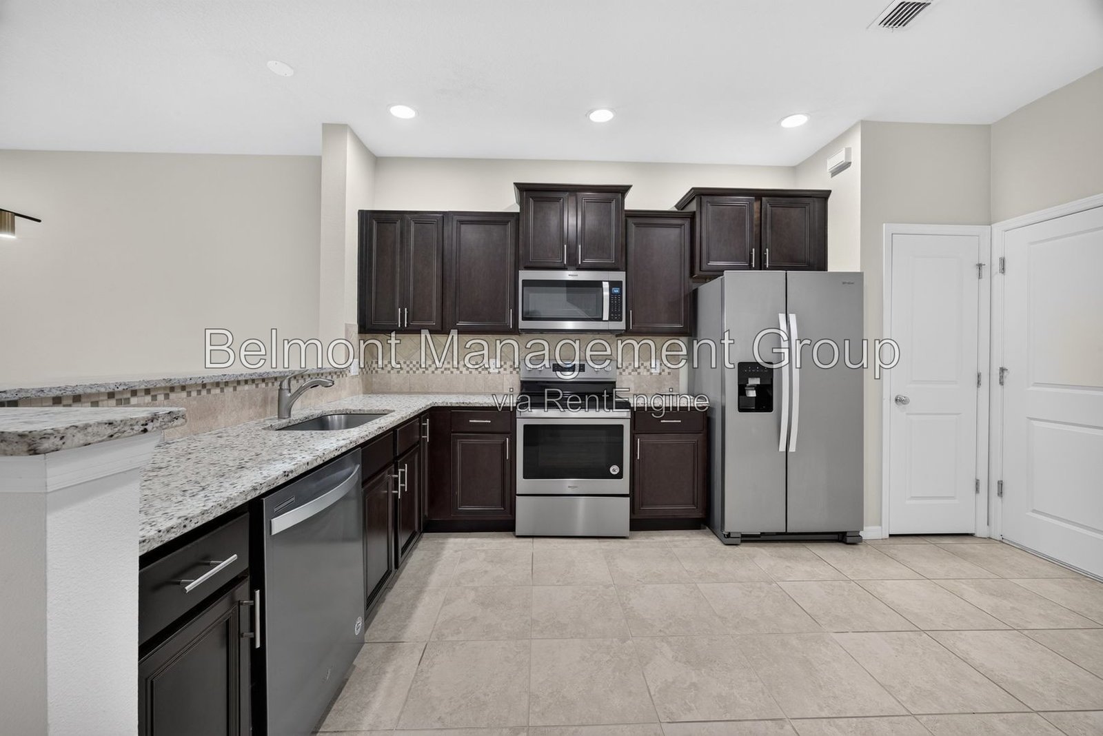Modern 3-Bed, 2.5 Bath Townhome for Rent in Gated Emerson North, Apopka! property image