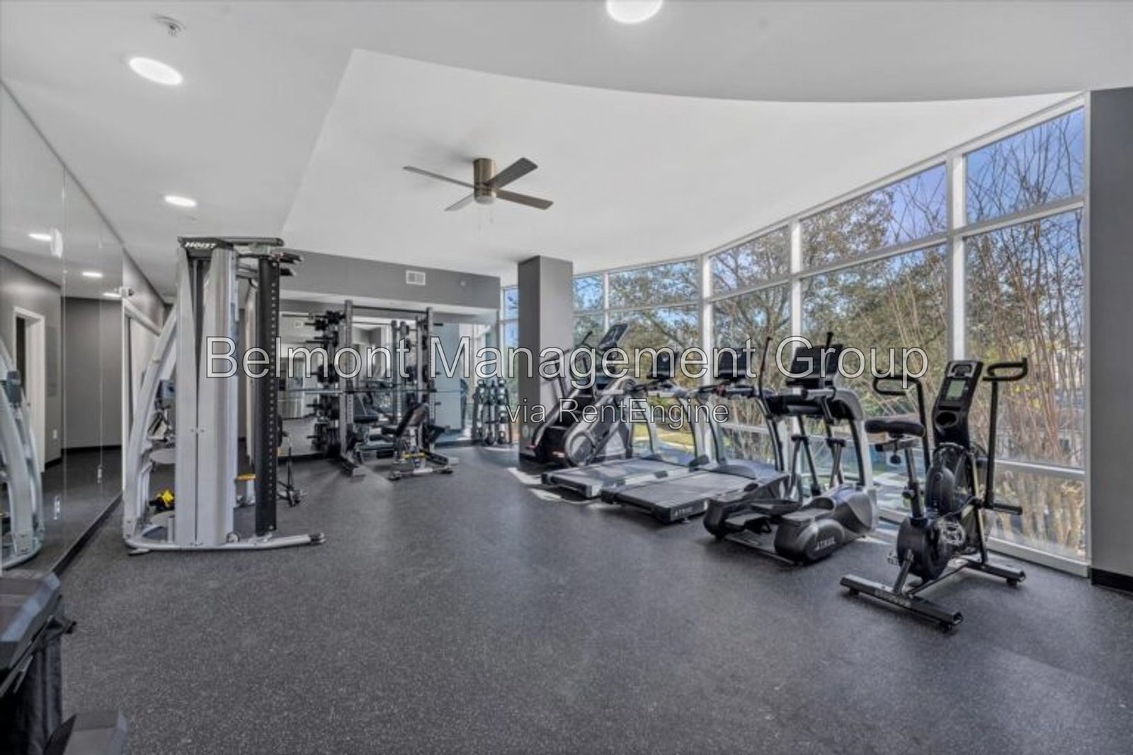 Gorgeous 2bed/2bath Condo in the Heart of Thornton Park!!! Rent Now and Get the Rest of September Free! property image