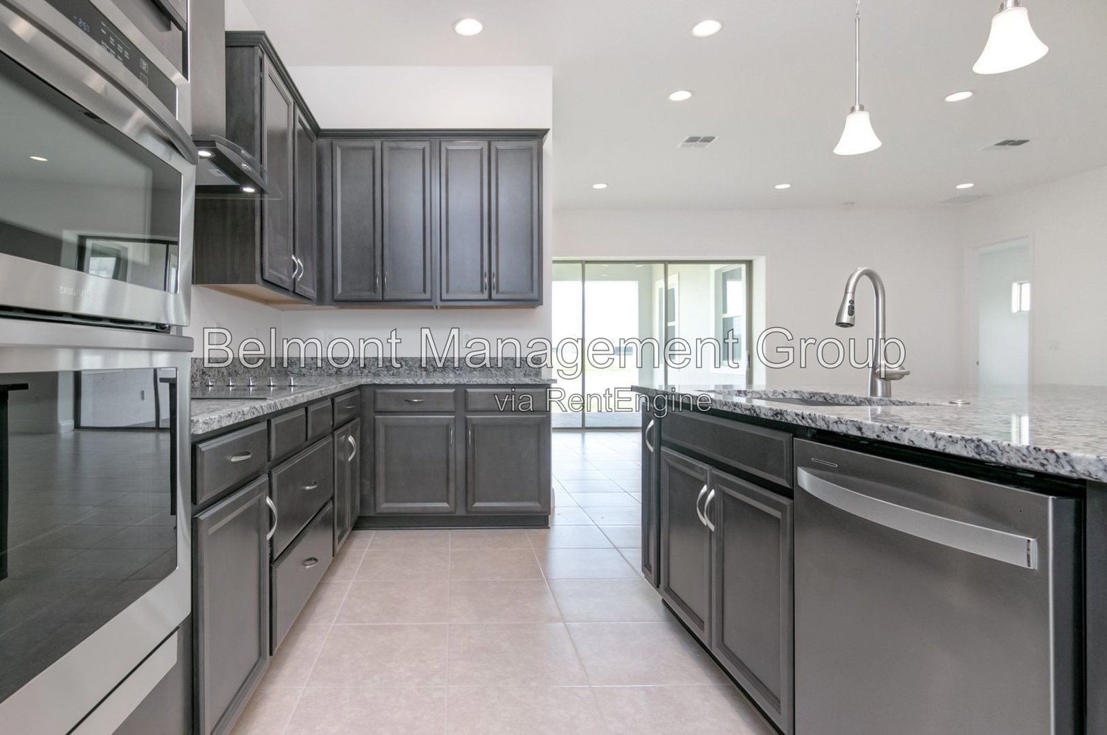 Gorgeous 5bed/5bath Home FOR RENT at Eagle Creek Community! property image