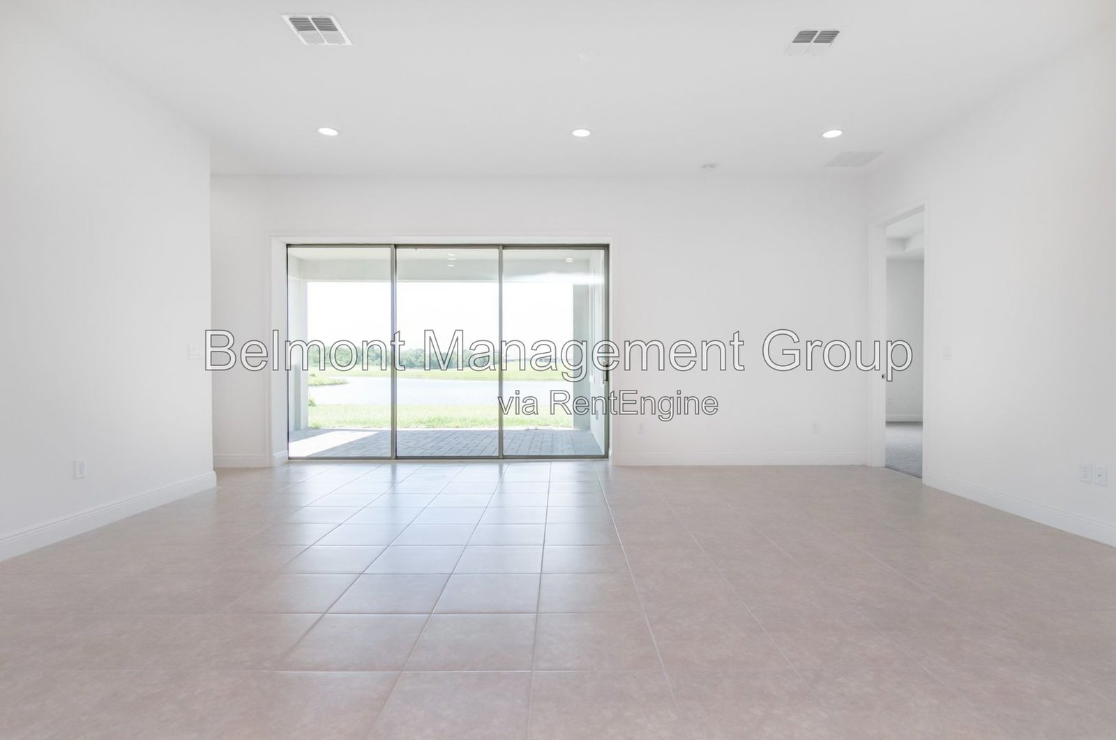 Gorgeous 5bed/5bath Home FOR RENT at Eagle Creek Community! property image