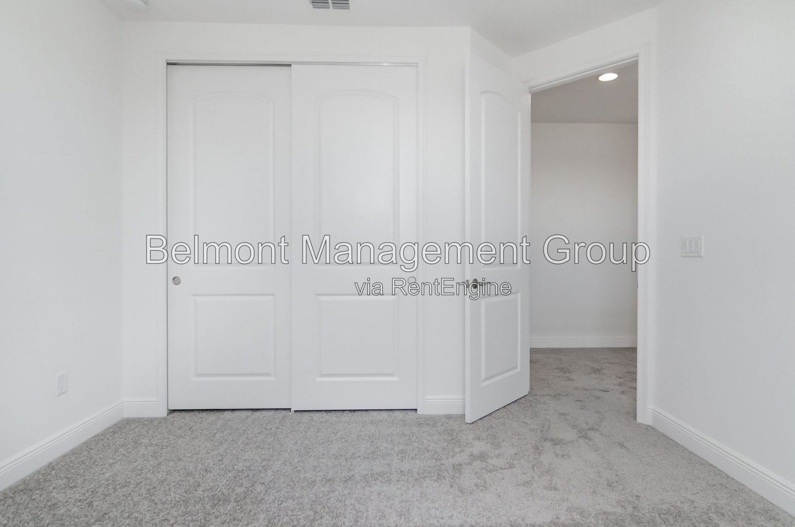 Gorgeous 5bed/5bath Home FOR RENT at Eagle Creek Community! property image