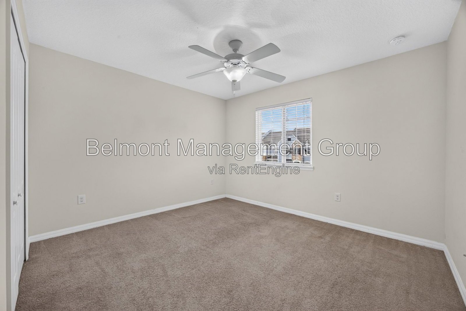 Beautiful 3/2.5 Townhome For Rent at Chatham Place in the Heart of Orlando! Rent Now and Enjoy Half a Month's Rent Free! property image