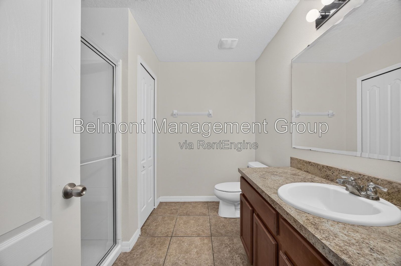 Beautiful 3/2.5 Townhome For Rent at Chatham Place in the Heart of Orlando! Rent Now and Enjoy Half a Month's Rent Free! property image