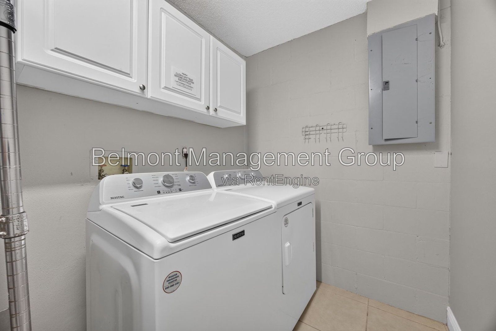 Exceptional 4-Bed, 2 Bath Winter Park Home for Rent with Private Pool, Fireplace & Large Lanai! property image