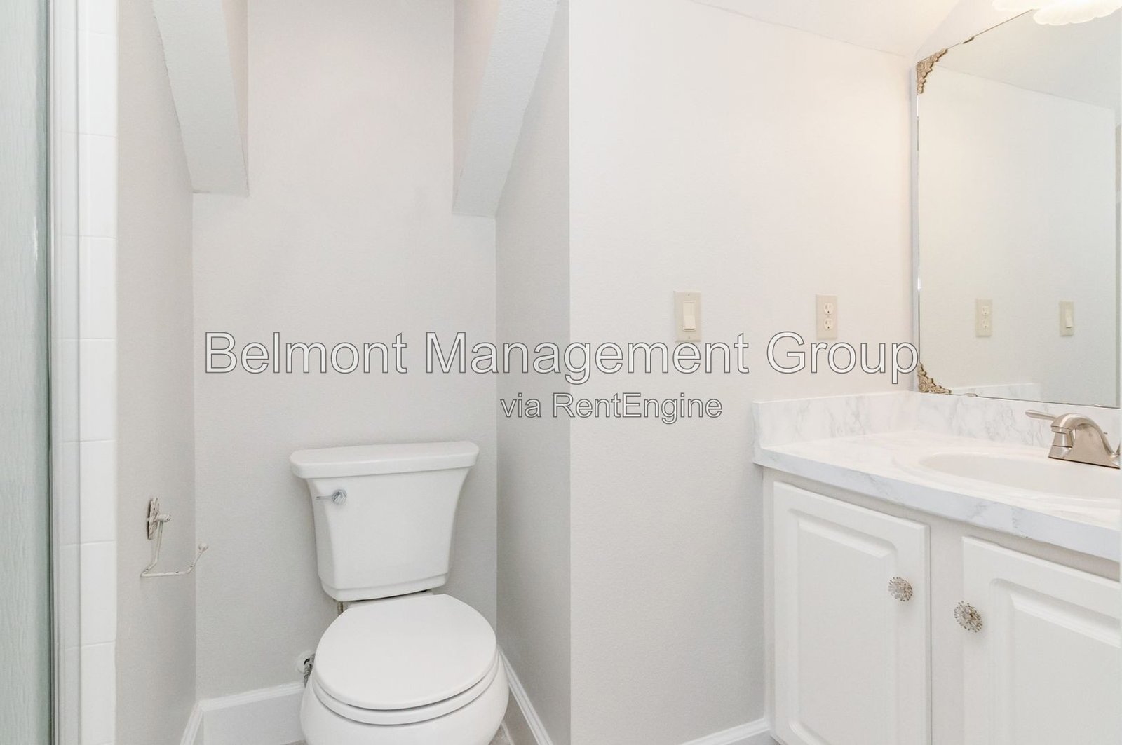 Exquisite 3Bed/3Bath Home Located Along Lake Elsie Drive! property image