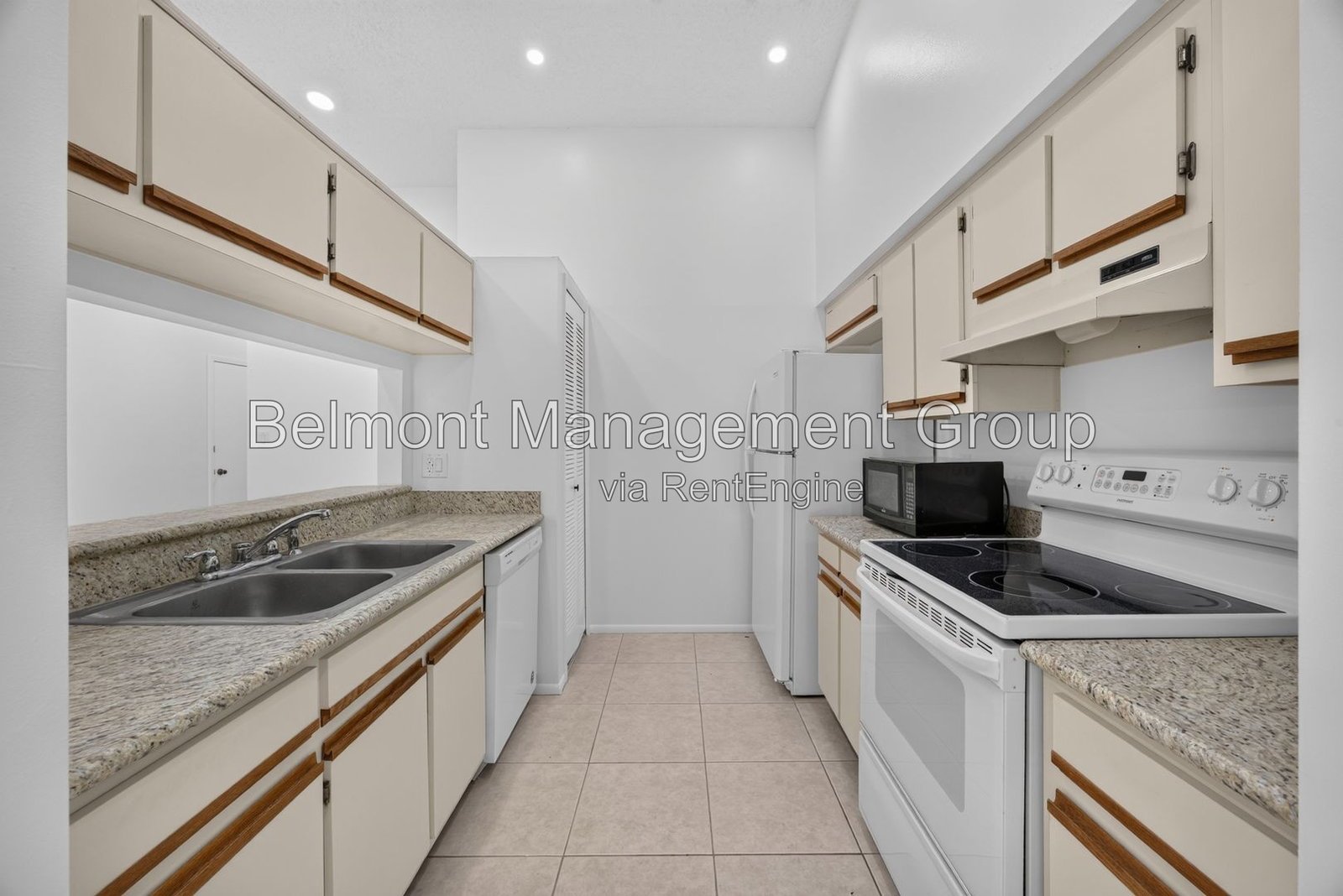 For Rent: Charming 2-Bed, 2-Bath Sanford Home with Spacious Fenced Backyard! property image
