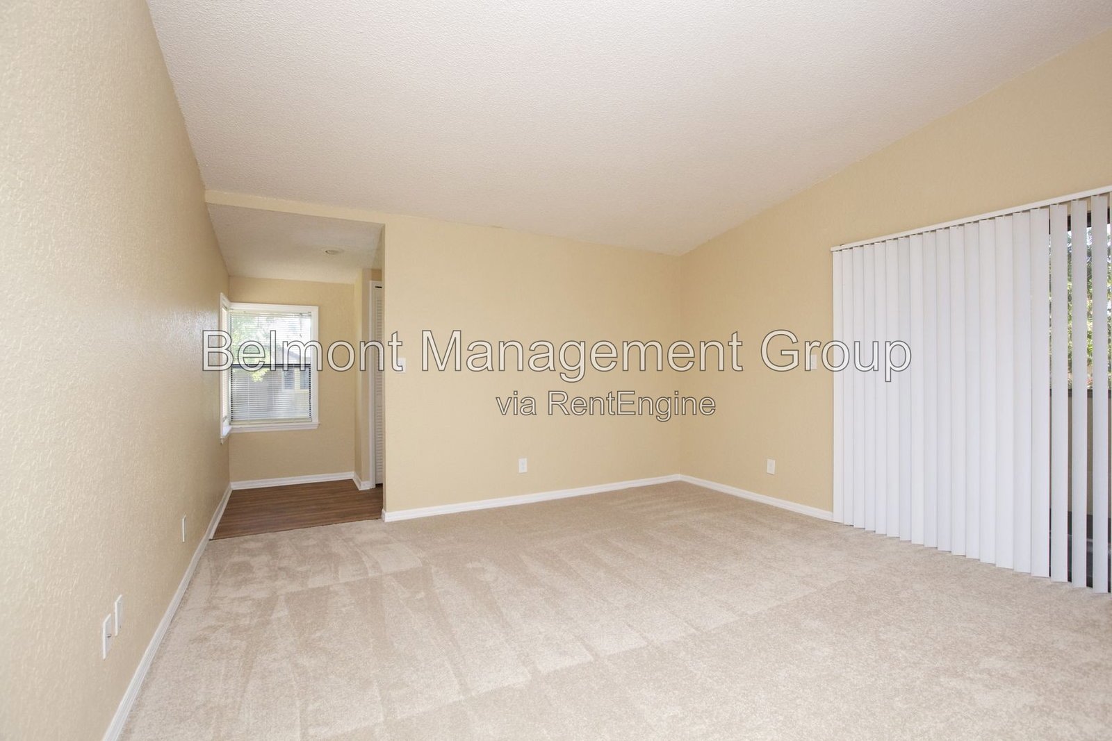 Charming 2 Bed 2 Bath Condo for Rent @ Parkview Village Condominiums - Across the street from Full Sail University! property image